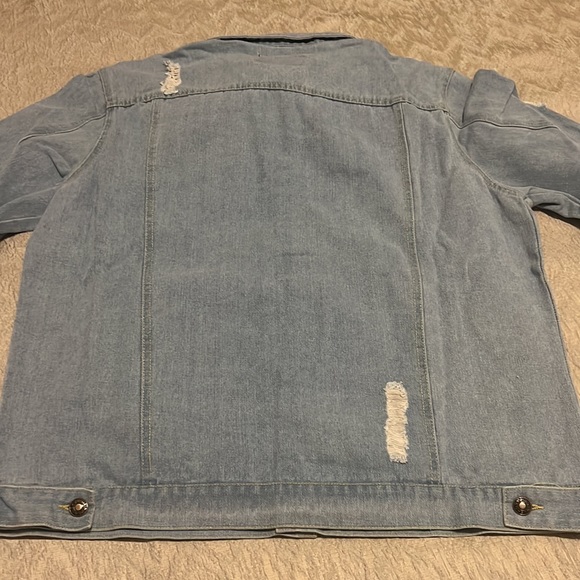Alliance Fashion Distressed Denim Jacket Sz X-Large - Picture 6 of 7
